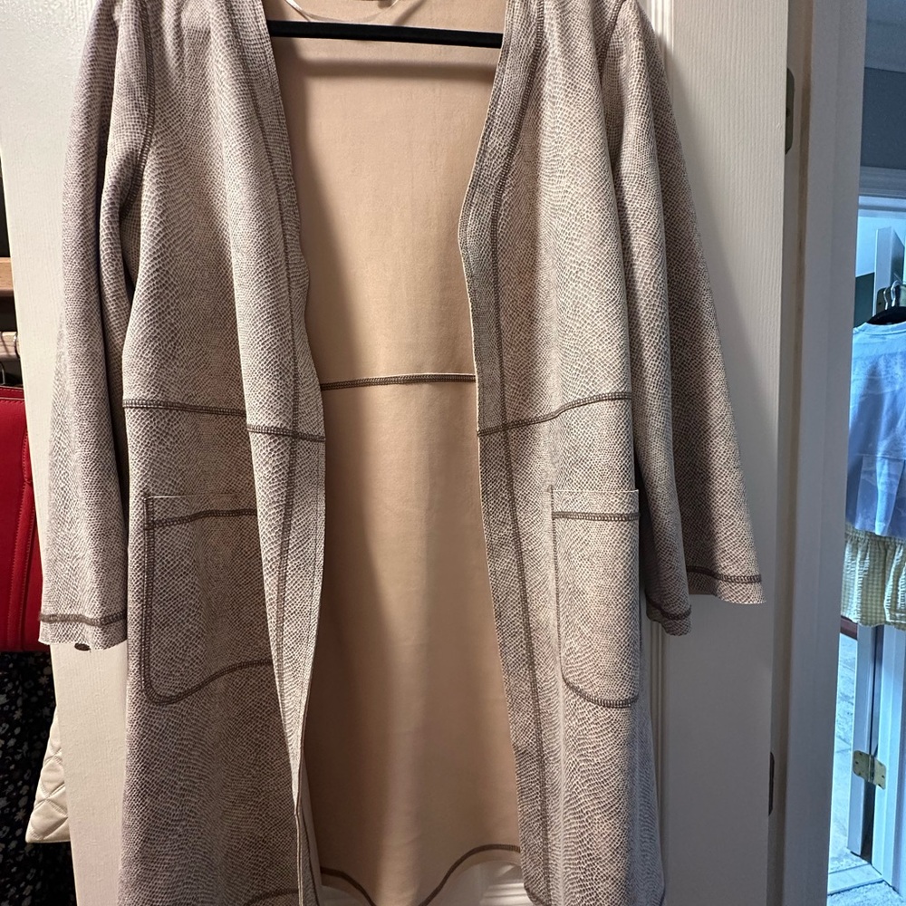 Solitaire Women's Cream Open Front Cardigan